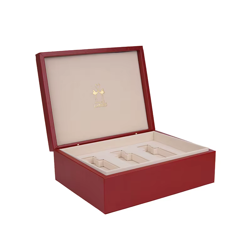 Red Velvet Perfume Packaging Box with Custom Gold Stamp Logo