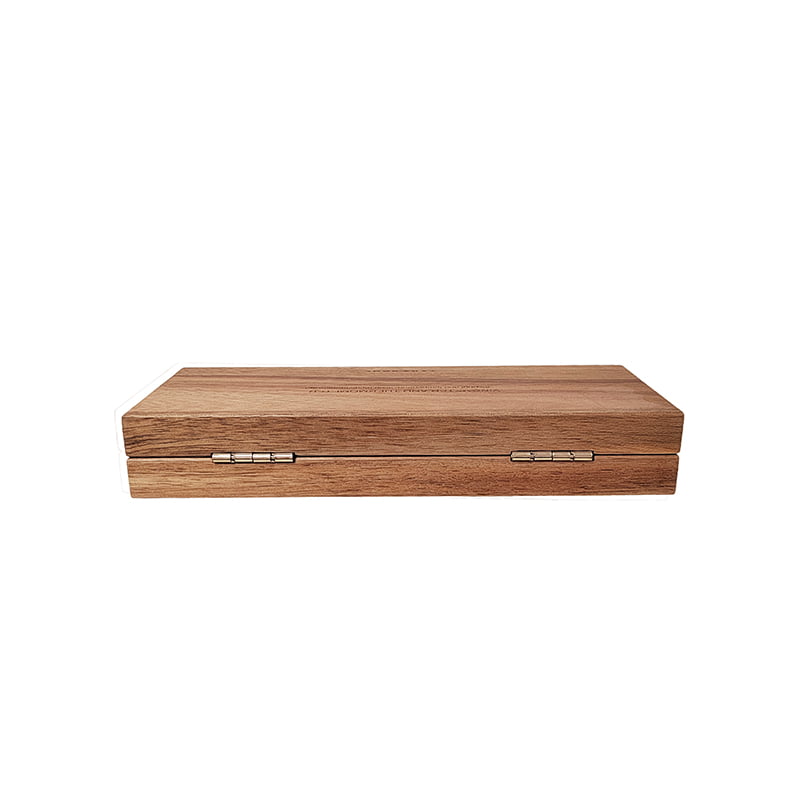 Wine measurement set storage box with natural color finish