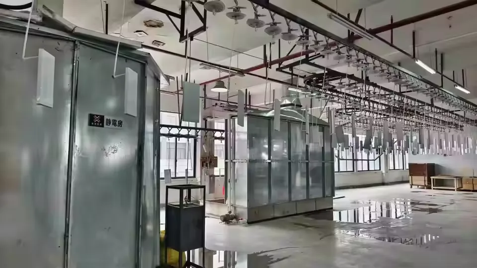 automatic spray painting line for wooden box finishes