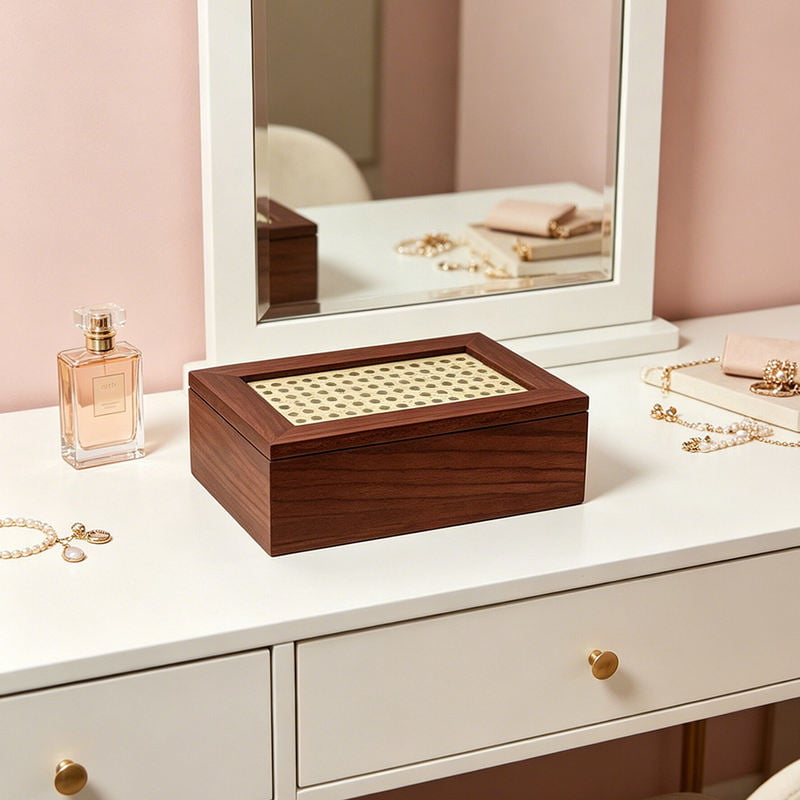 natural rattan jewelry box for boutique gift packaging