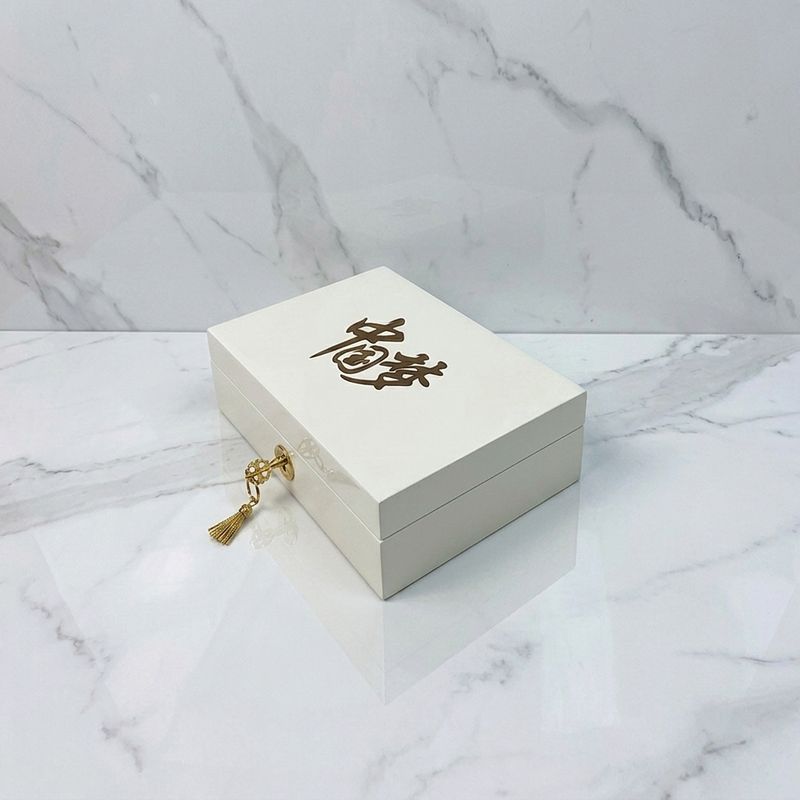 wooden coin storage box with biodegradable timber material