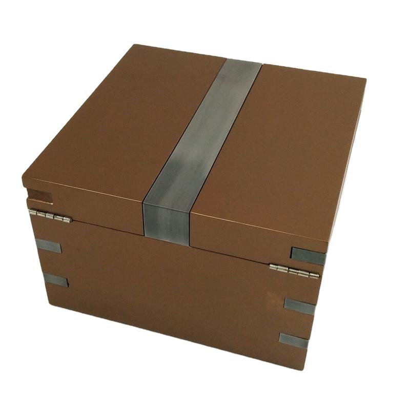 custom wooden jewelry gift case for retail packaging